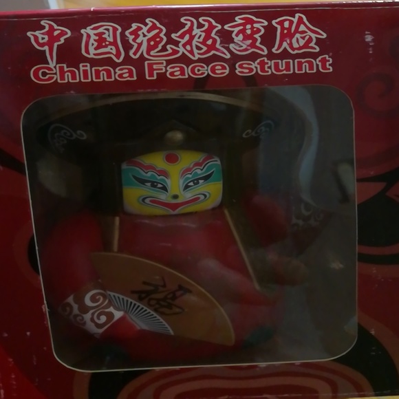 face stunt - Picture 3 of 4